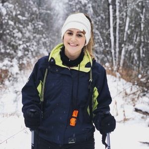 Meet your Posher, Joee